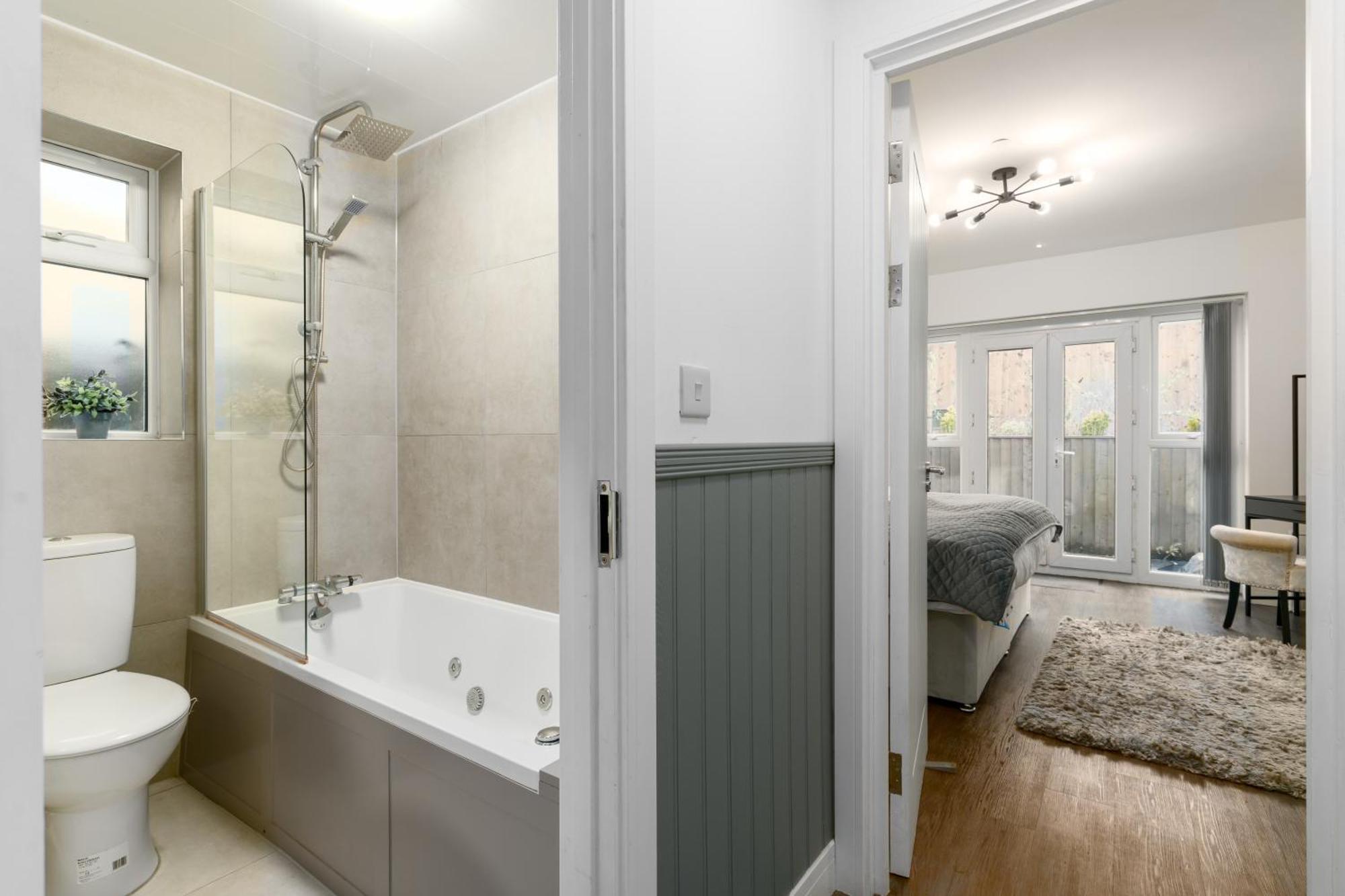 Nottage House Premier Apartments Cardiff Esterno foto