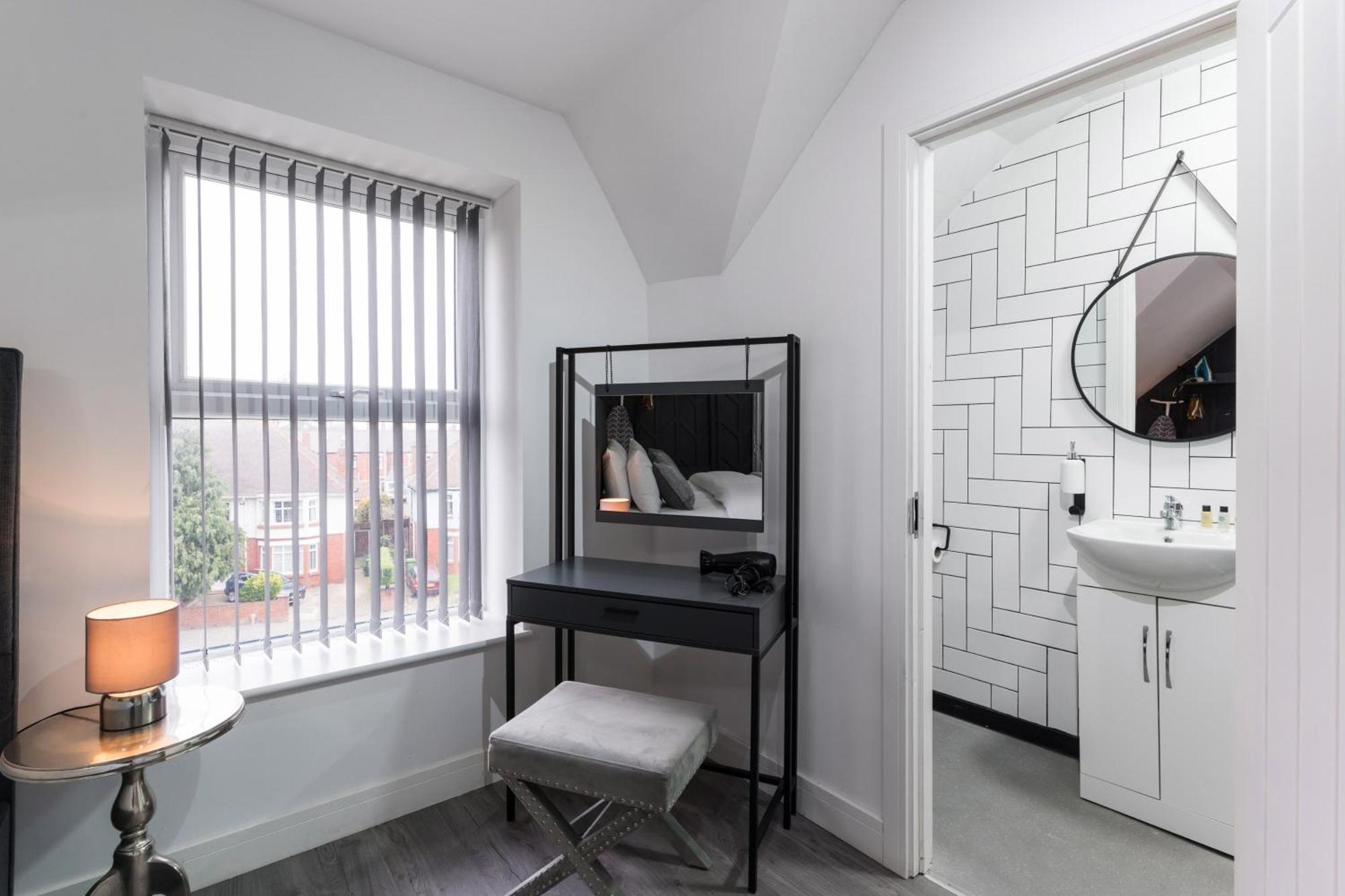 Nottage House Premier Apartments Cardiff Esterno foto